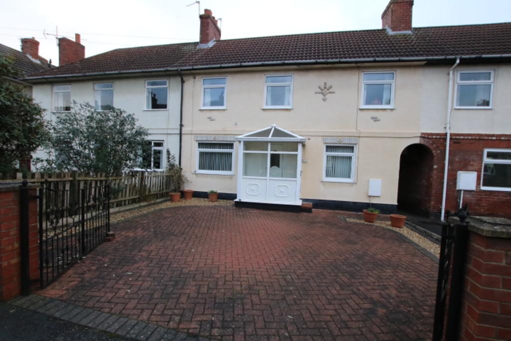 Station Road, Dodworth 3 bed townhouse £795 pcm (£183 pw)
