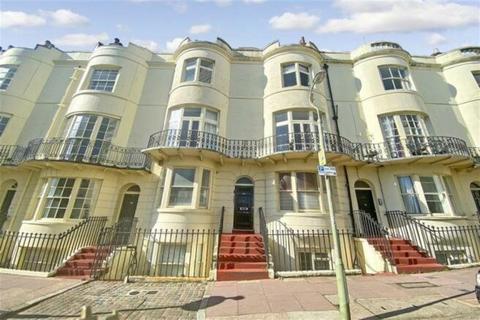 2 bedroom flat for sale, Regency Square, Brighton, BN1 2FJ