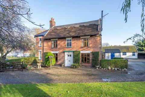 4 bedroom detached house for sale, Martham