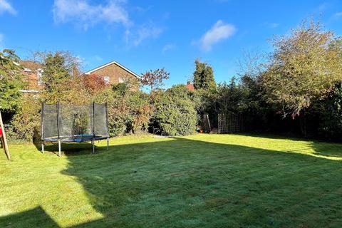 21 Madan Road, Westerham, TN16 1DU