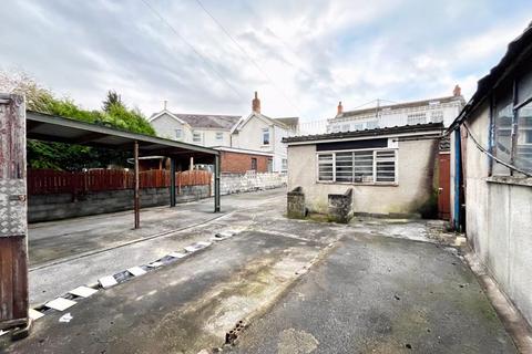 Workshop & retail space for sale, Station Road, Ammanford, Carmarthenshire, SA18 2DB