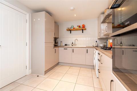 10 Boundary Road, Padbury, Buckingham, MK18 2GT