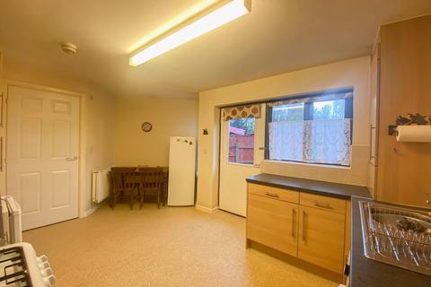 2 bedroom bungalow for sale, Lunt Road, Bilston, WV14 7HX