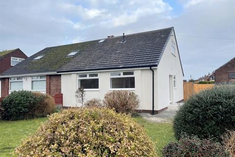 3 bedroom semi-detached bungalow for sale - Court Green, Ormskirk, L39 1LH