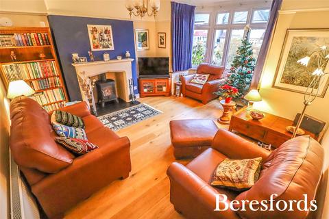 14 Grosvenor Gardens, Upminster, RM14 1DJ