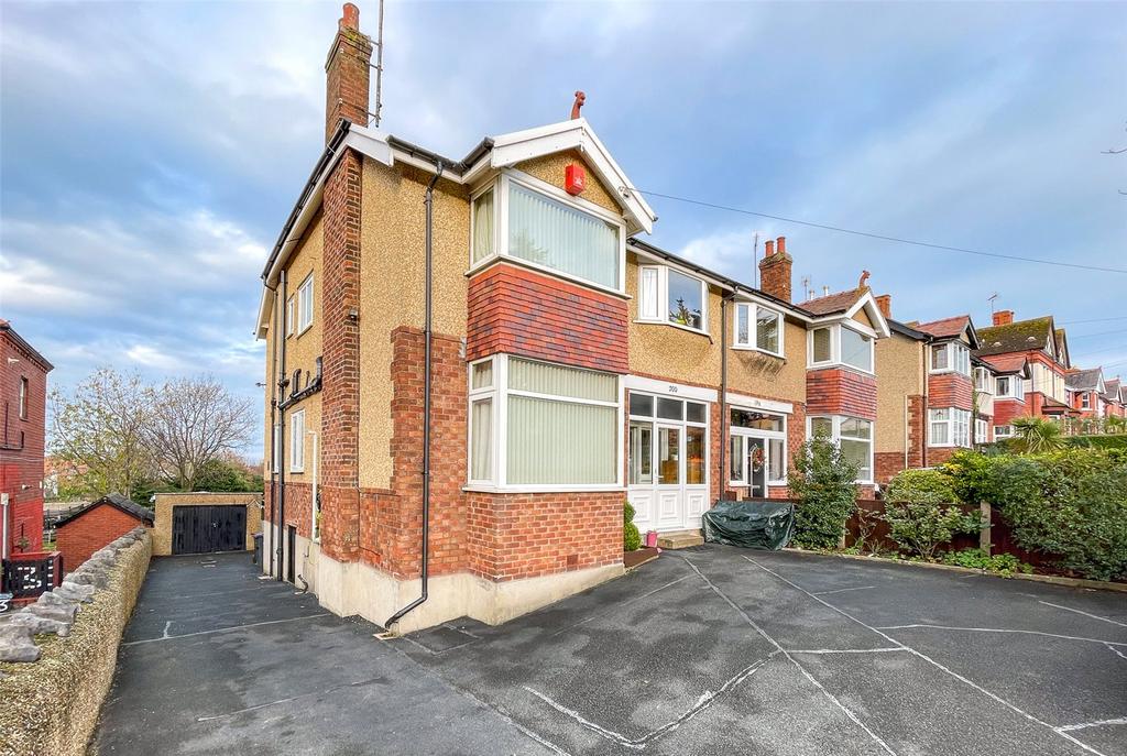 Conway Road, Colwyn Bay, Conwy, LL29 4 bed semidetached house for sale