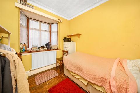30 Mayday Road, Thornton Heath, CR7 7HL