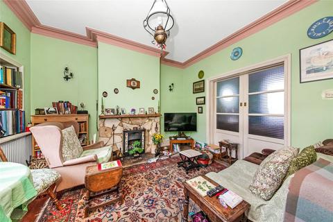 30 Mayday Road, Thornton Heath, CR7 7HL