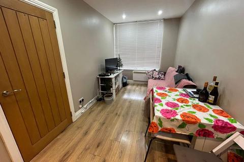 1 bedroom flat to rent, London N4