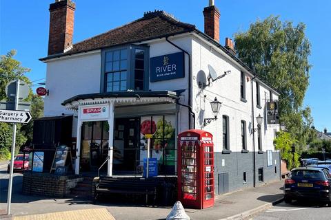 Office to rent - High Street, Twyford, Winchester, Hampshire, SO21