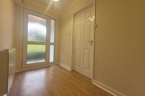 undefined, Nantybwch, Tredegar