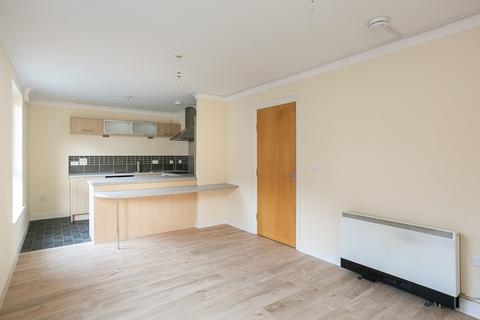 14/2 Ferry Gait Crescent, Edinburgh, EH4 4GR