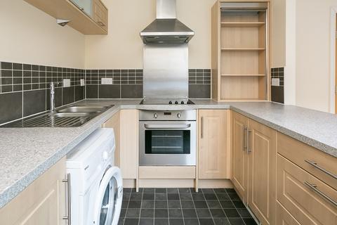 14/2 Ferry Gait Crescent, Edinburgh, EH4 4GR
