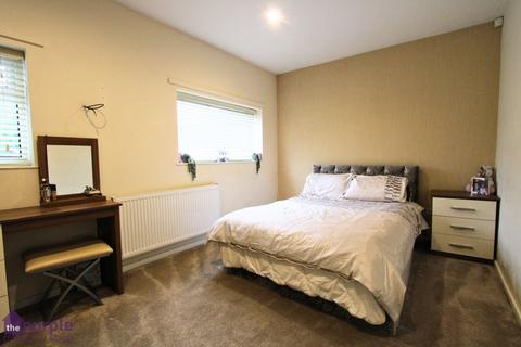 2 bedroom detached bungalow for sale, Staveley Avenue, Bolton, BL1