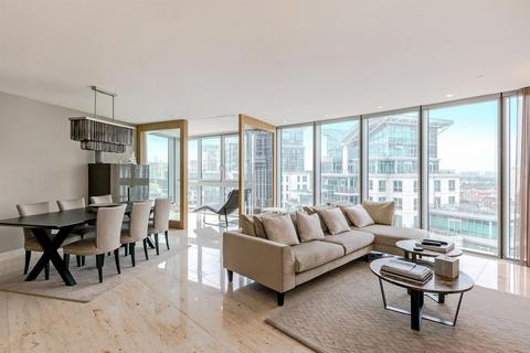 2 bedroom apartment for sale, St. George Wharf, London SW8