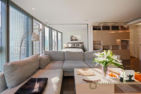 1 bedroom apartment for sale, 1 St. George Wharf, London SW8