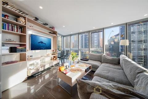 1 bedroom apartment for sale, 1 St. George Wharf, London SW8