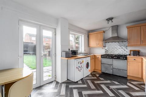 2 bedroom semi-detached house for sale - Brownsover Close, Castle Bromwich, Birmingham