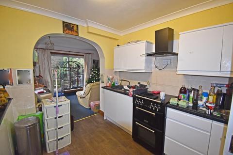 3 bedroom semi-detached house for sale, Montfort Close, Ashford