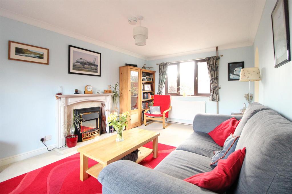 Kiln Lane, Welton, Daventry 3 bed house for sale £310,000