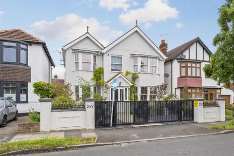 West Barnes Lane, New Malden, KT3