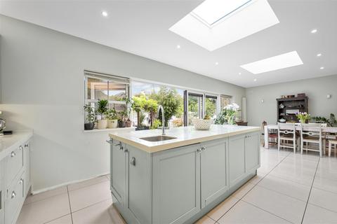 undefined, West Barnes Lane, New Malden, KT3