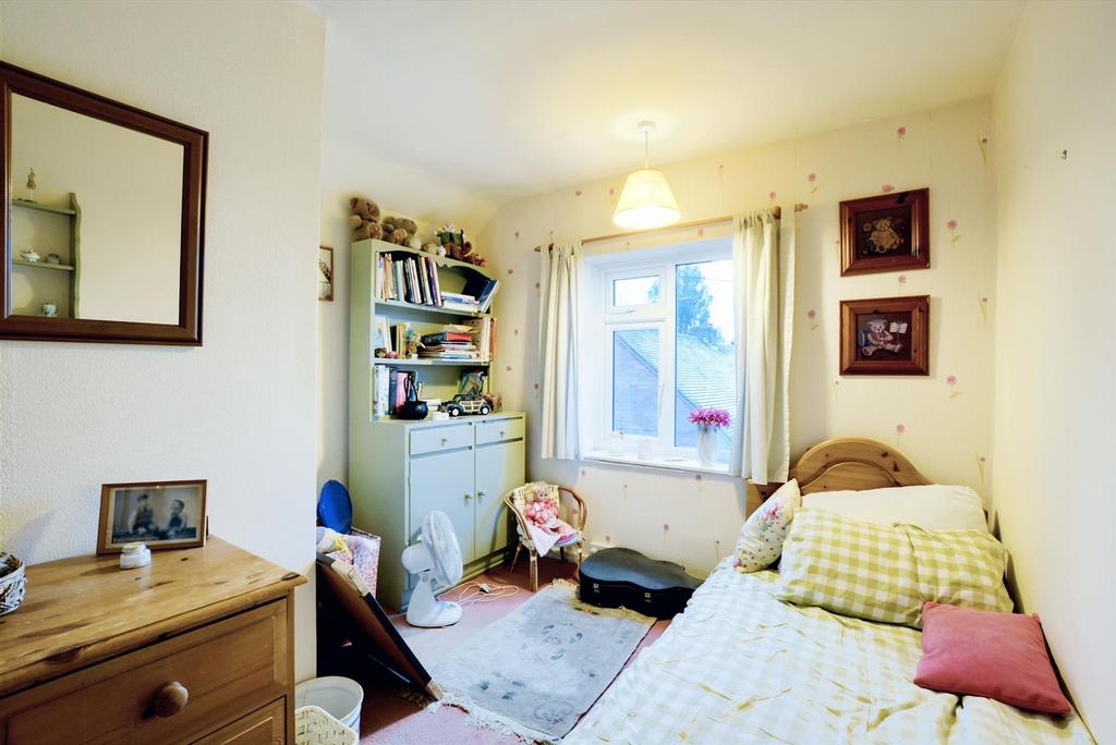 Bedroom 32.jpeg