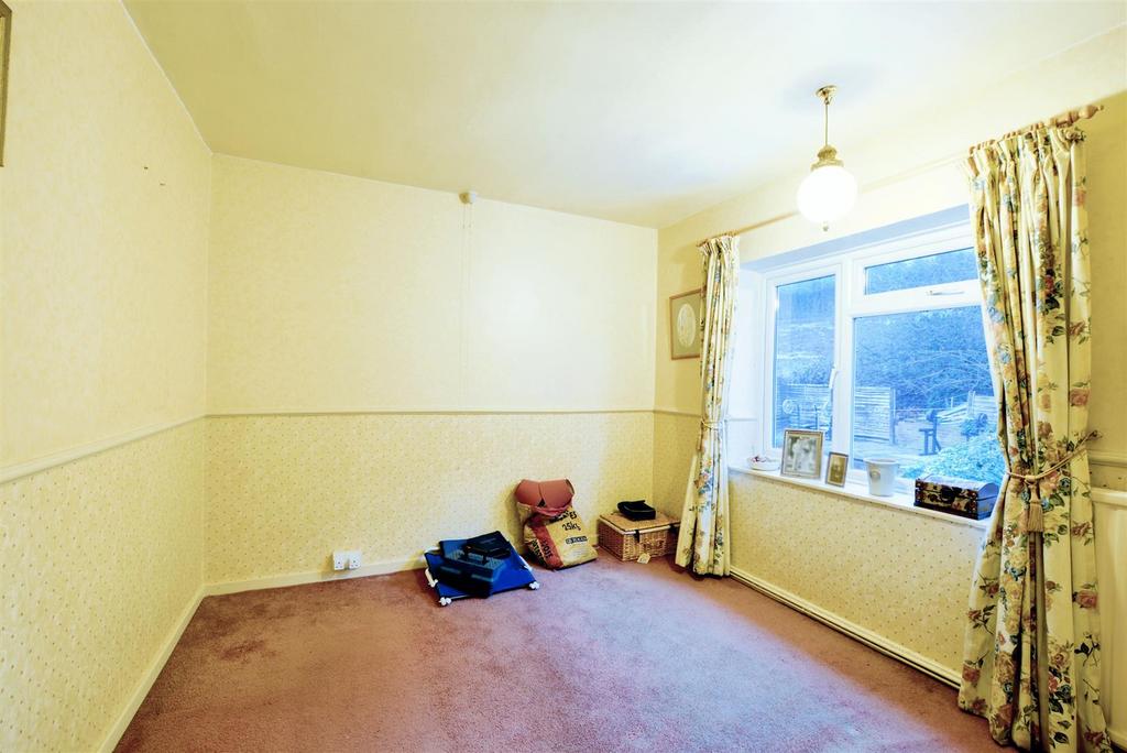 Bedroom 1.jpeg