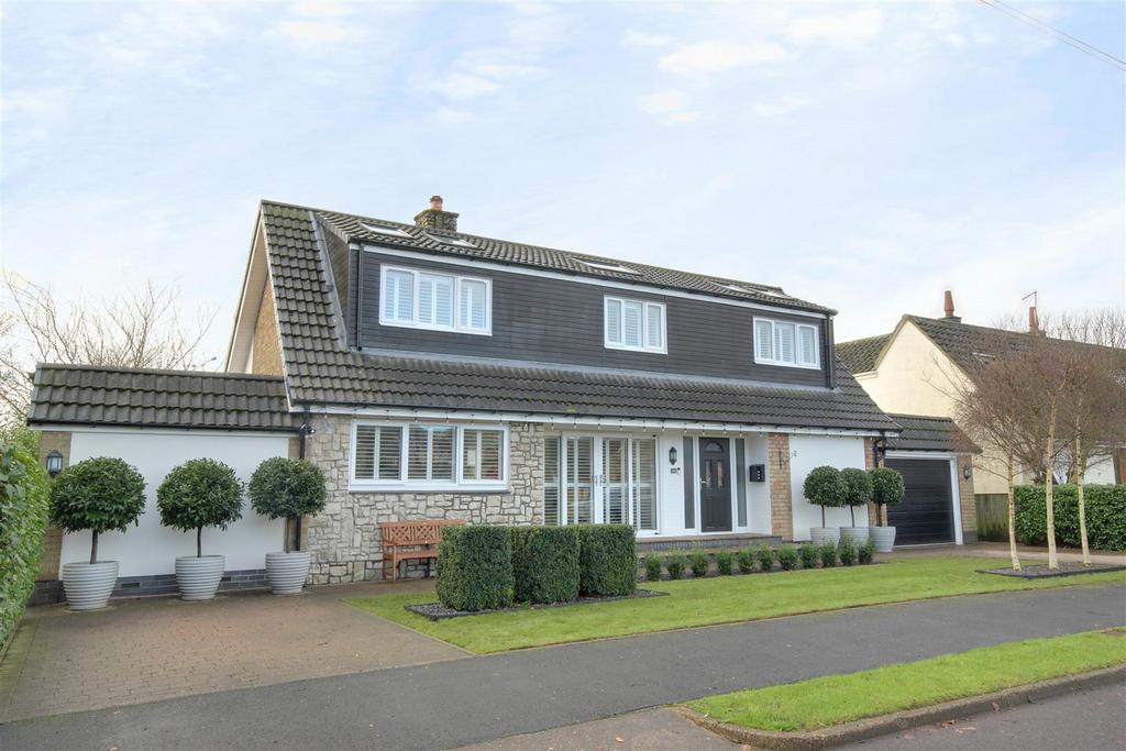 The Crescent, Welton 4 bed detached house for sale £495,000