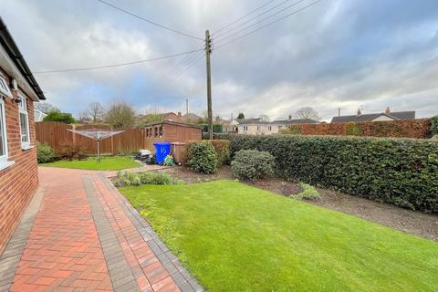 2 bedroom semi-detached bungalow for sale - Selworthy Road, Stoke-On-Trent