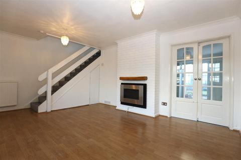 25 Druids Green, Cowbridge, CF71 7BP