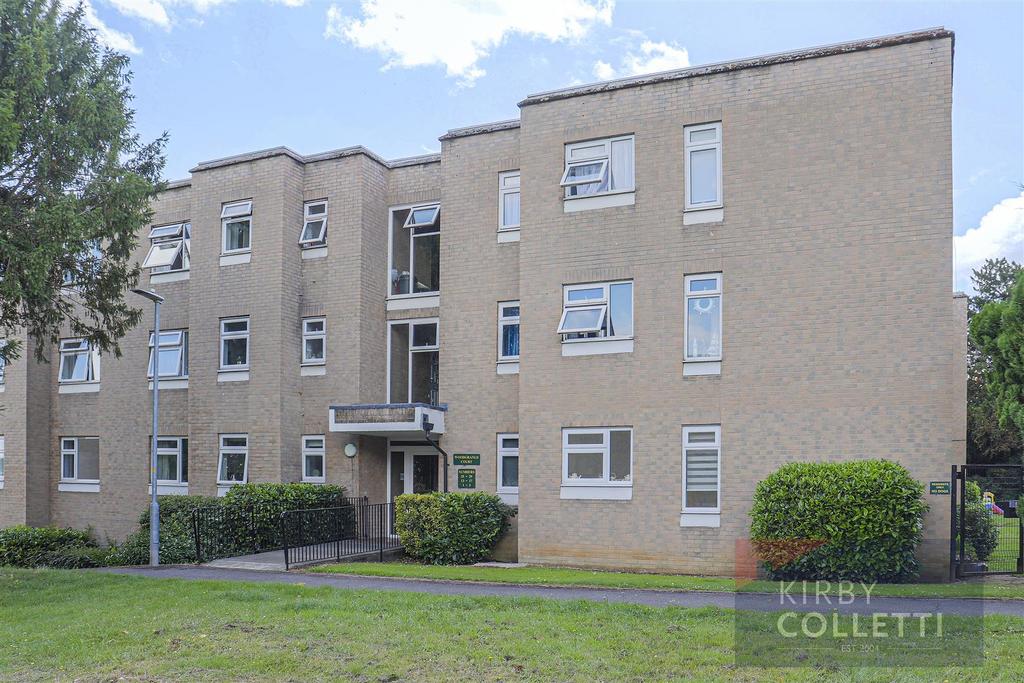 Rawdon Drive, Hoddesdon 2 bed apartment £1,450 pcm (£335 pw)