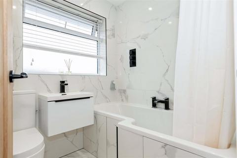 135 Kipling Avenue, Goring By Sea, Worthing, BN12 6LL