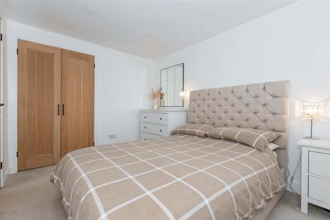 135 Kipling Avenue, Goring By Sea, Worthing, BN12 6LL