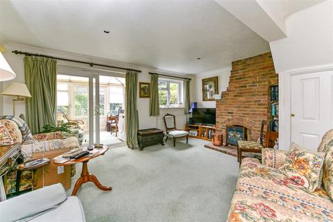 3 bedroom terraced house for sale, Grenehurst Way, Petersfield, Hampshire