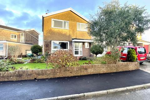 3 bedroom detached house for sale, Woollacott Drive, Newton, Swansea