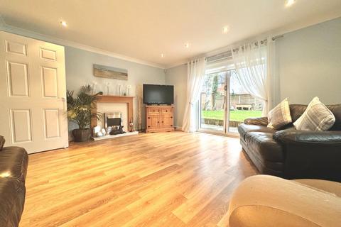 6 bedroom detached house for sale, Heartwood Drive, Godinton