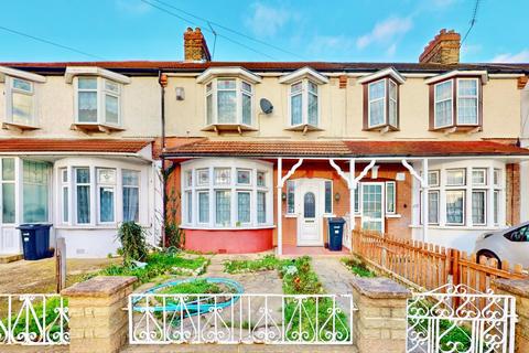 174 Meads Lane, Ilford, IG3 8NY