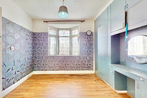 174 Meads Lane, Ilford, IG3 8NY