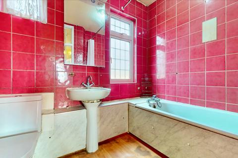 174 Meads Lane, Ilford, IG3 8NY