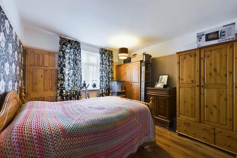 3 bedroom detached bungalow for sale - Coxes Lane, Ramsgate, CT12