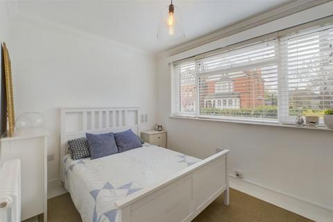 House share to rent, Tavistock Road,  South Woodford, London, E18 2AP