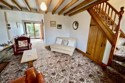 2 bedroom terraced house for sale, Penrallt, Pwllheli