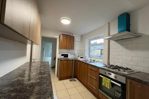 4 bedroom private hall to rent, Gregson Road, Lancaster