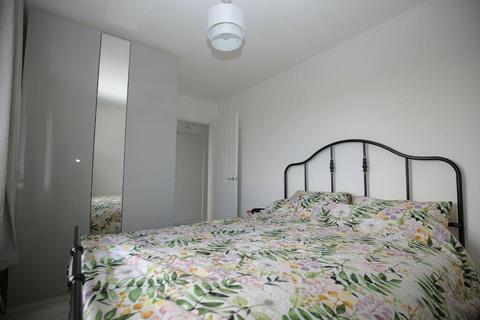 2 bedroom apartment for sale, Dean Court, Bolton