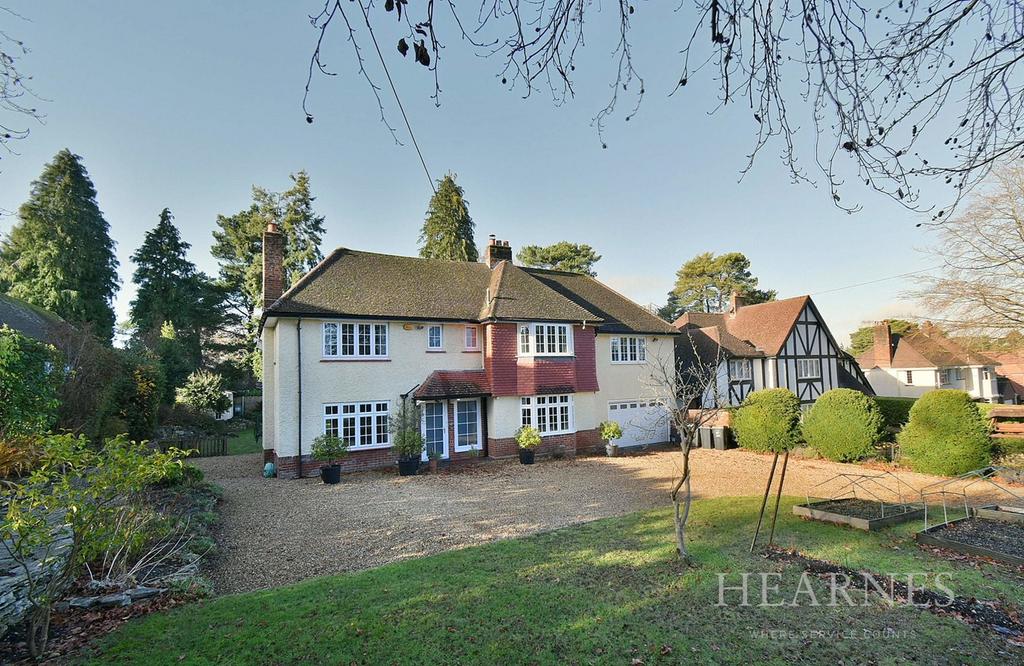 Golf Links Road, Ferndown, BH22 5 bed detached house for sale £1,395,000