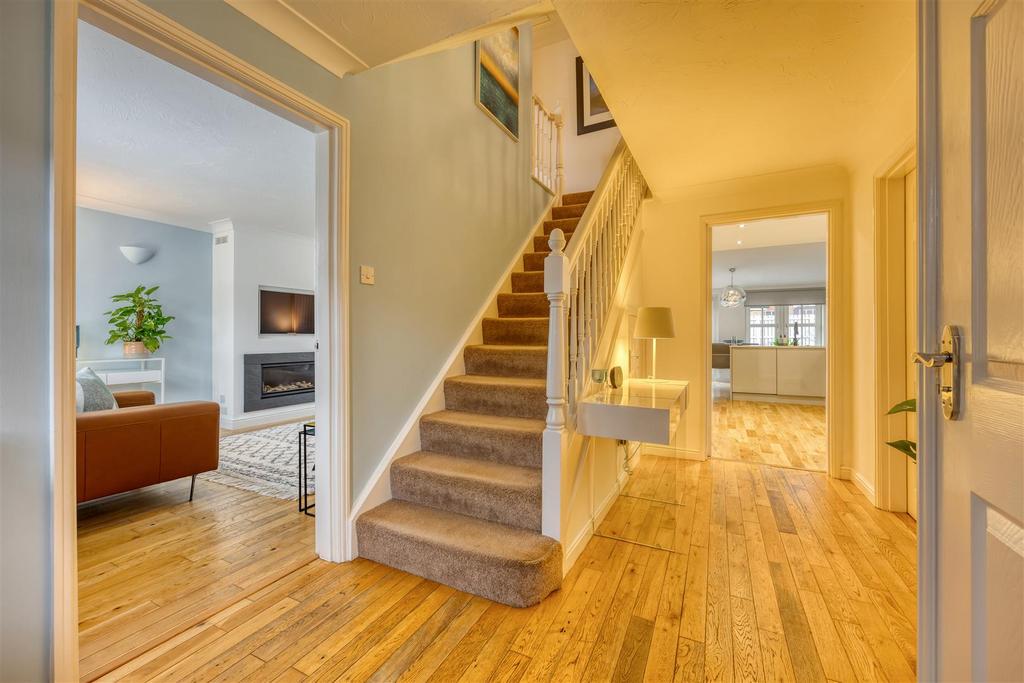 Jackson Drive, Stepps, Glasgow 5 bed detached house for sale £365,000