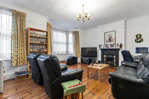 2 bedroom flat for sale, Chalfont Road, London