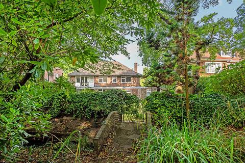 4 bedroom detached house for sale, Winnington Road, N2