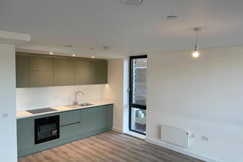 2 bedroom apartment to rent, Chevette Court, Luton